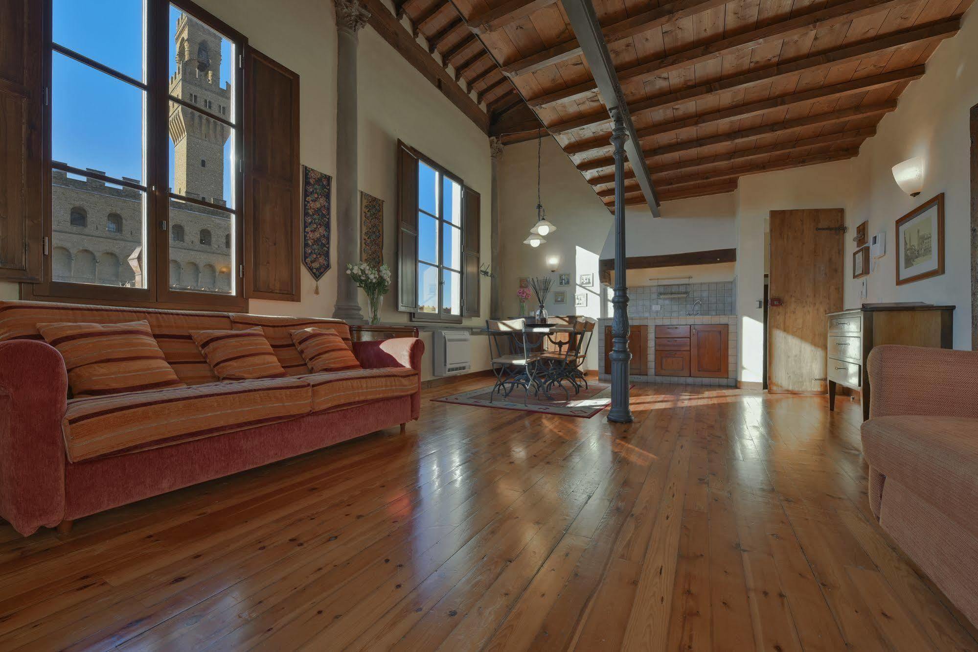 Palazzo Uguccioni Apartments Firenze Esterno foto