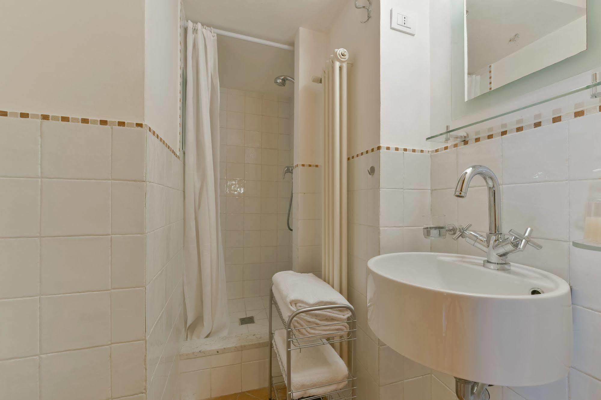 Palazzo Uguccioni Apartments Firenze Esterno foto