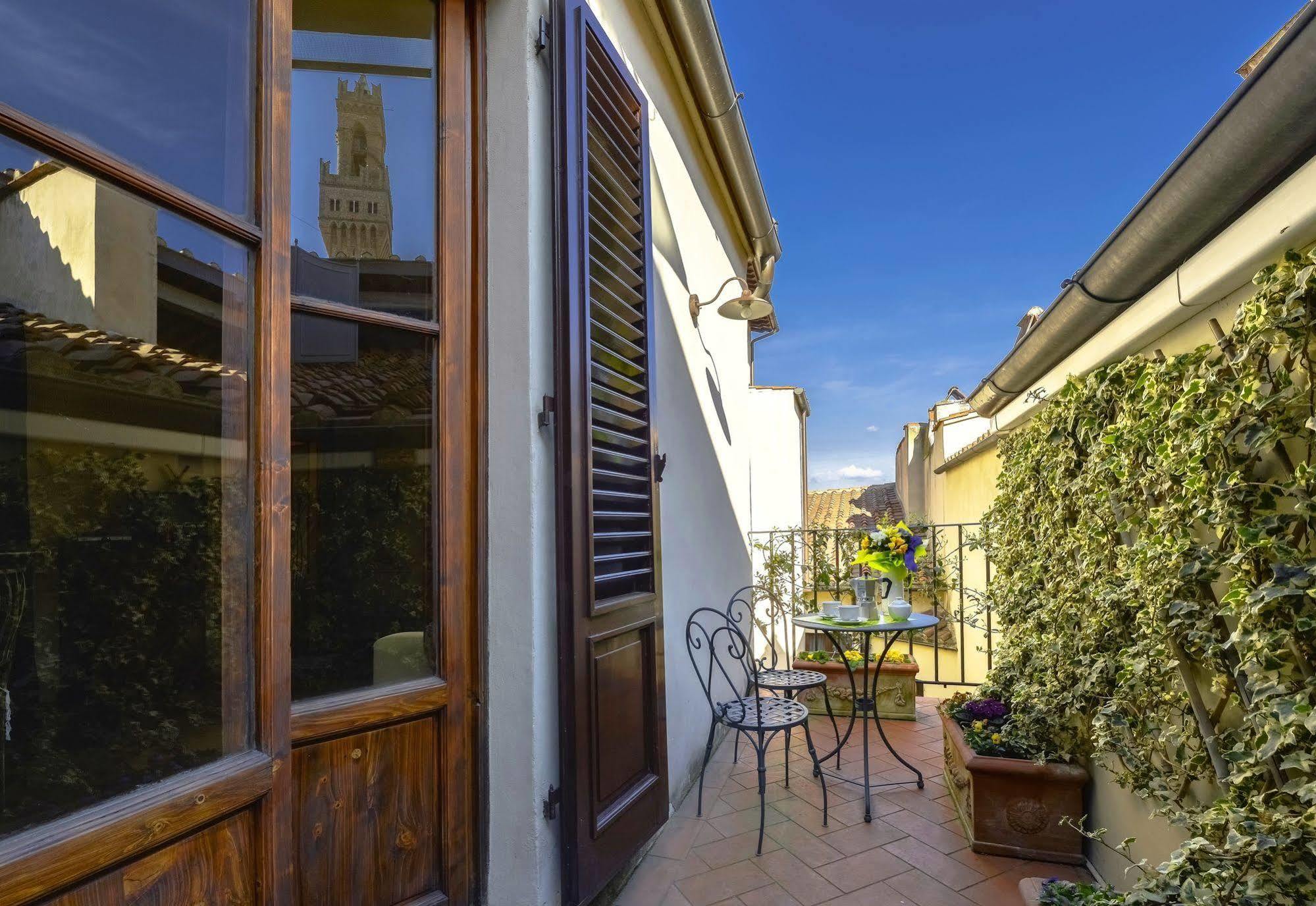Palazzo Uguccioni Apartments Firenze Esterno foto